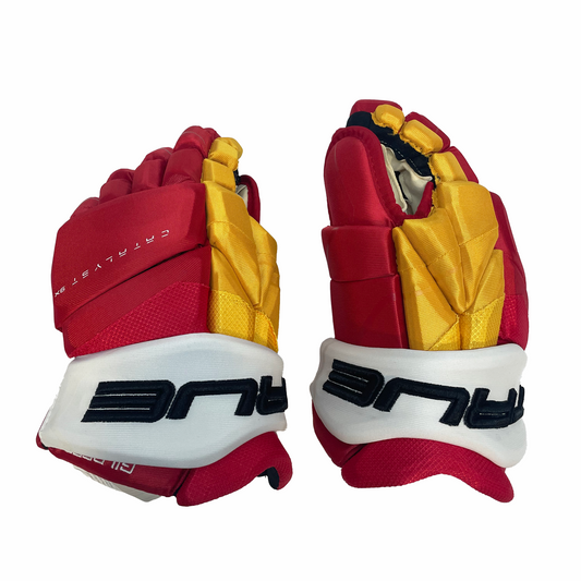  True Catalyst 9X - NHL Pro Stock Glove - Dennis Gilbert (Red/Yellow/White)