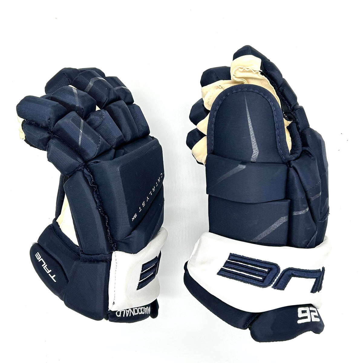  True Catalyst 9X - NHL Pro Stock Glove - Jacob Macdonald (Navy/White)