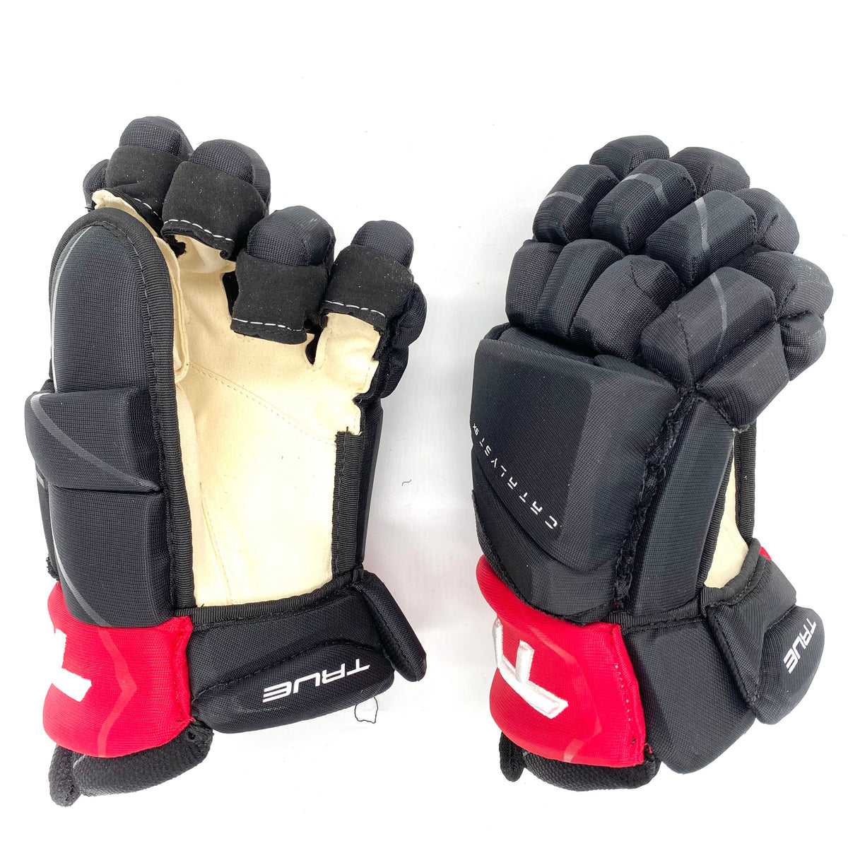  True Catalyst 9X - Premium Used Pro Stock Glove (Black/Red)