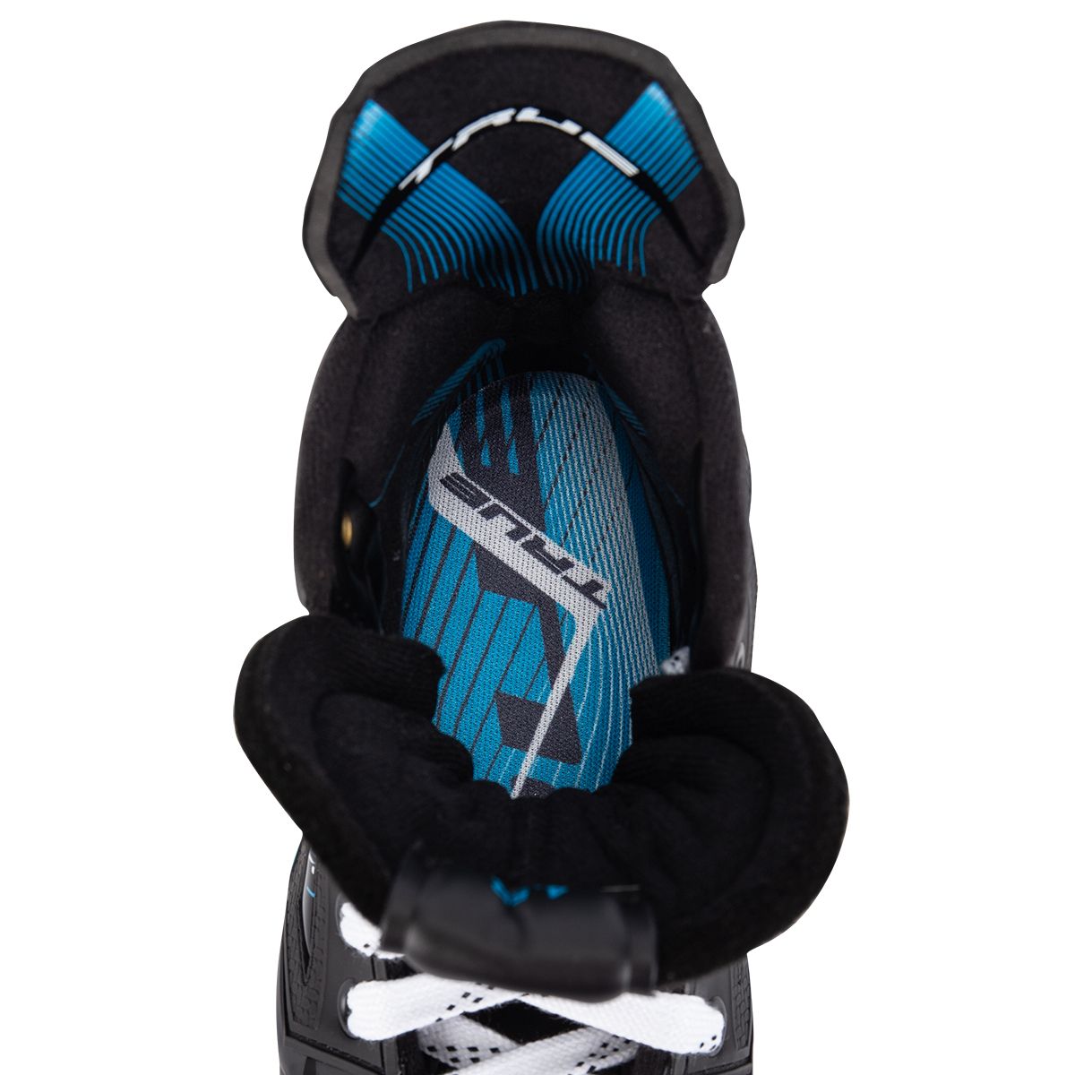  True TF7 Junior Ice Hockey Skates